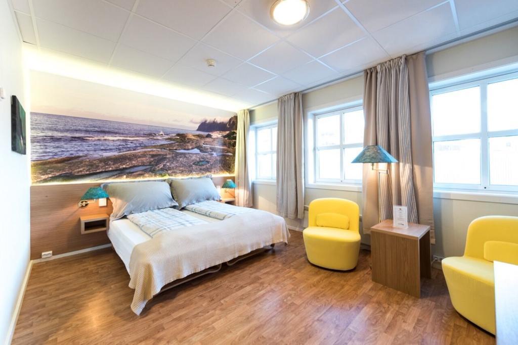 Senja Hotell Finnsnes Buitenkant foto